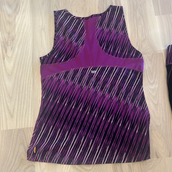 Lucy pants and top size M top and S pants - Picture 5 of 5